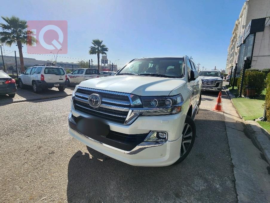 تويوتا لاندكروزر